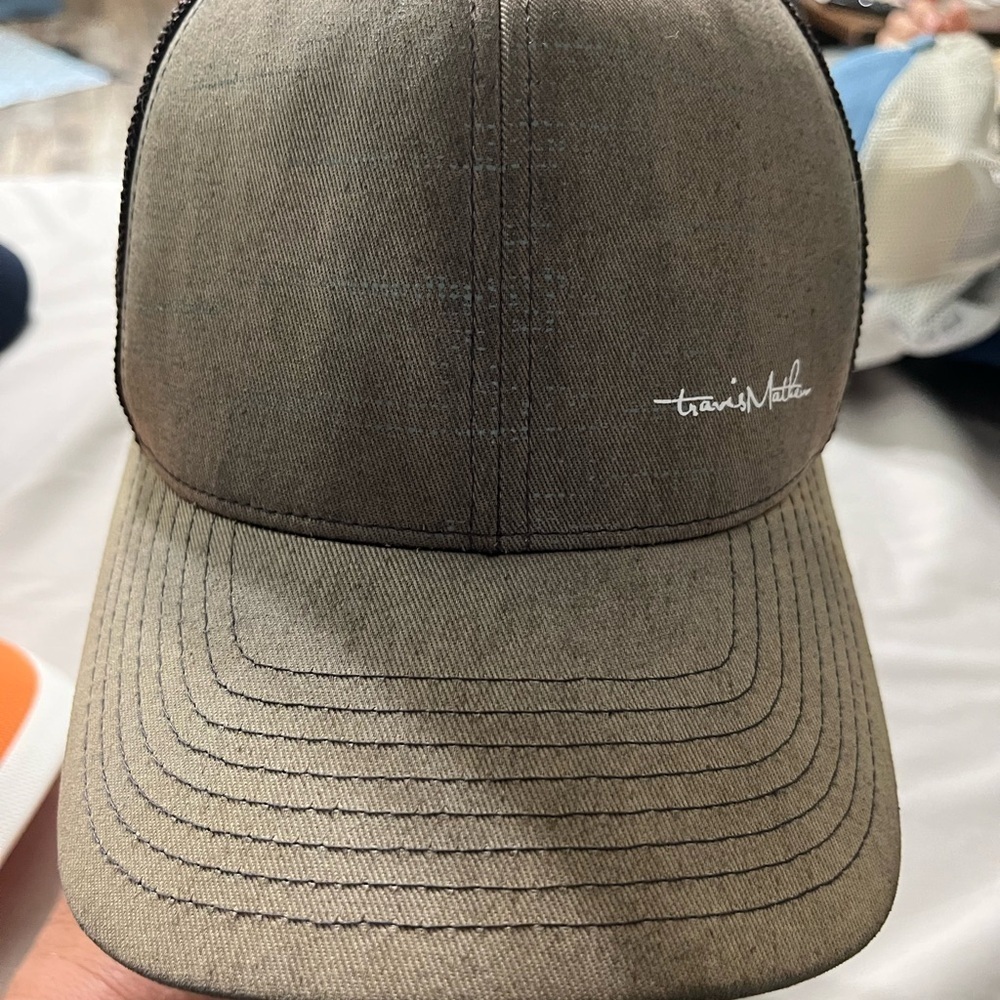 Travis Mathew Flexfit S-M Hat